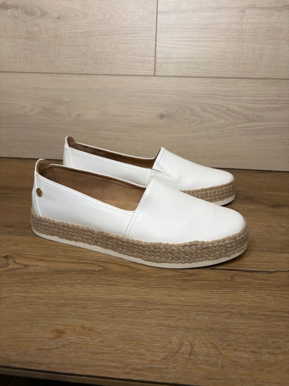 Giani Bernini Women's Archerrp Slip On White Size 11M